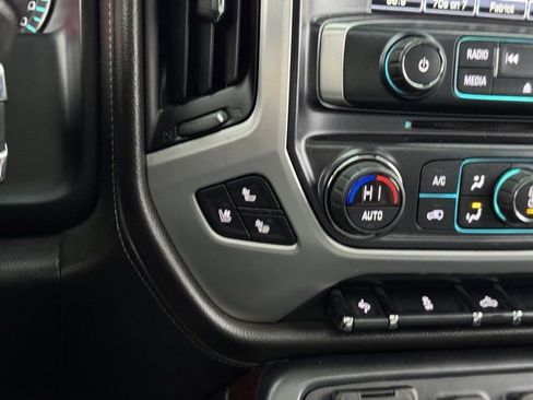 Used 2017 GMC Sierra 1500 SLT image 13