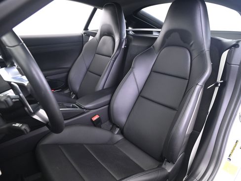 Certified 2019 Porsche 718 Cayman image 26