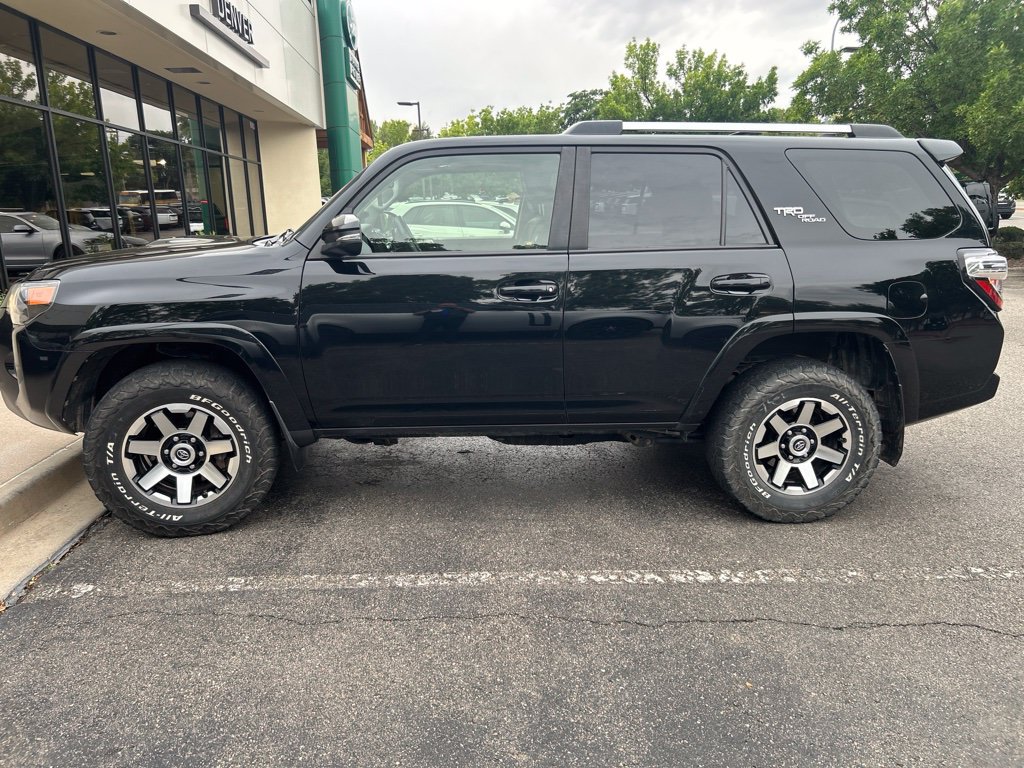 Used 2018 Toyota 4Runner TRD Off-Road Premium AWD/4WD image 1