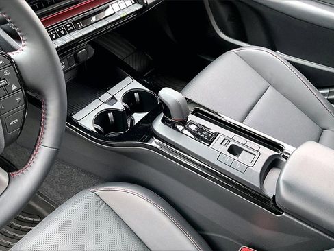 Used 2026 Toyota Prius Plug-In Hybrid w/ Limited Premium Package image 14