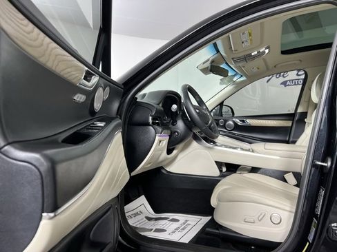 Used 2022 Genesis GV80 2.5T w/ Advanced Package 02 image 12