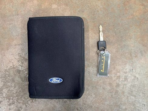 Used 2002 Ford F250 XLT image 44