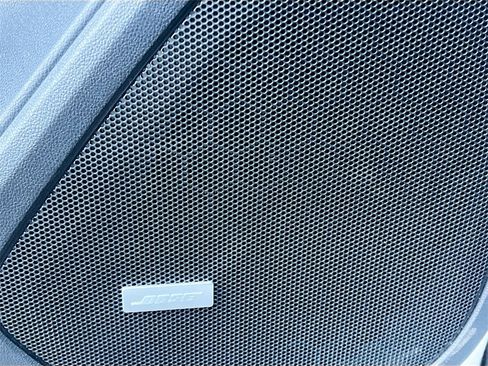 Used 2022 Chevrolet Blazer Premier w/ Enhanced Convenience Package image 19