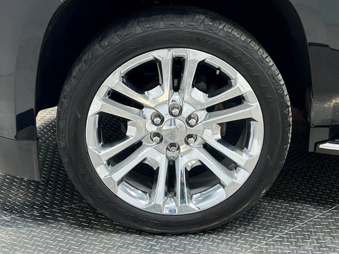 Used 2018 GMC Yukon SLT w/ Premium Edition image 44