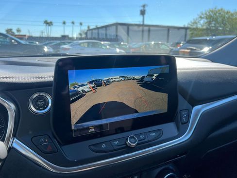 Used 2025 Chevrolet Blazer LT image 24