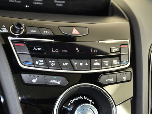 Certified 2025 Acura RDX SH-AWD image 28