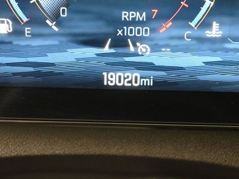 Used 2024 Chevrolet Traverse LS FWD image 36