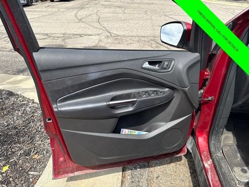 Used 2019 Ford Escape SEL AWD/4WD image 26