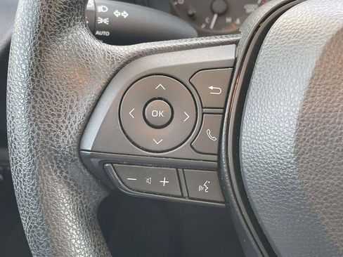 Used 2023 Toyota Corolla LE image 10