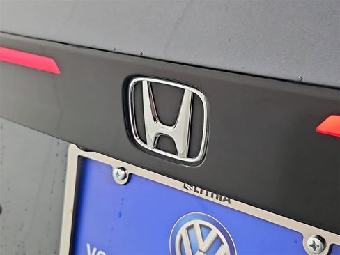 Used 2024 Honda Accord EX image 11