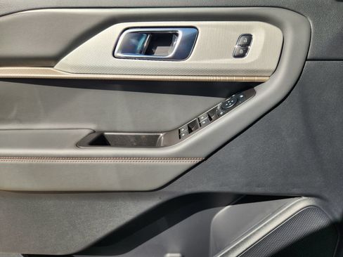 New 2027 Ford Explorer Active RWD image 20