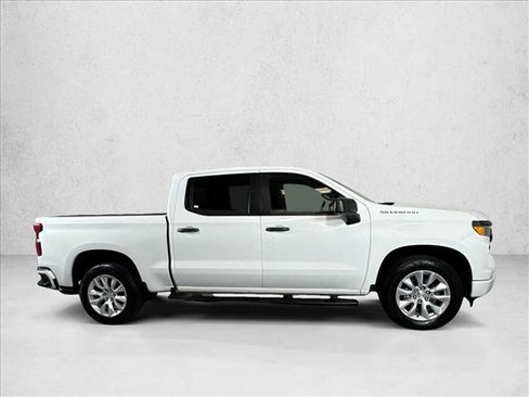 Used 2023 Chevrolet Silverado 1500 Custom RWD image 4