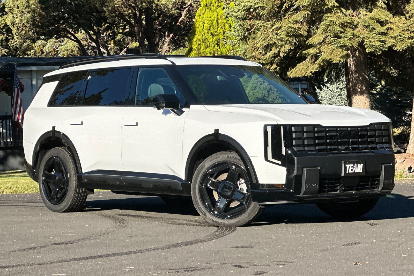Used 2027 Kia Telluride SX Prestige X-Line AWD/4WD image 2