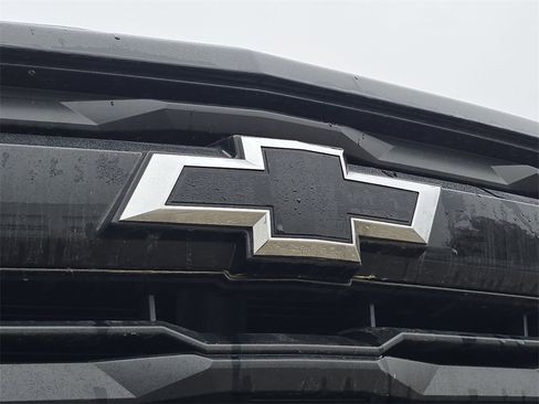 Used 2024 Chevrolet Colorado Z71 w/ Z71 Convenience Package 2 image 32