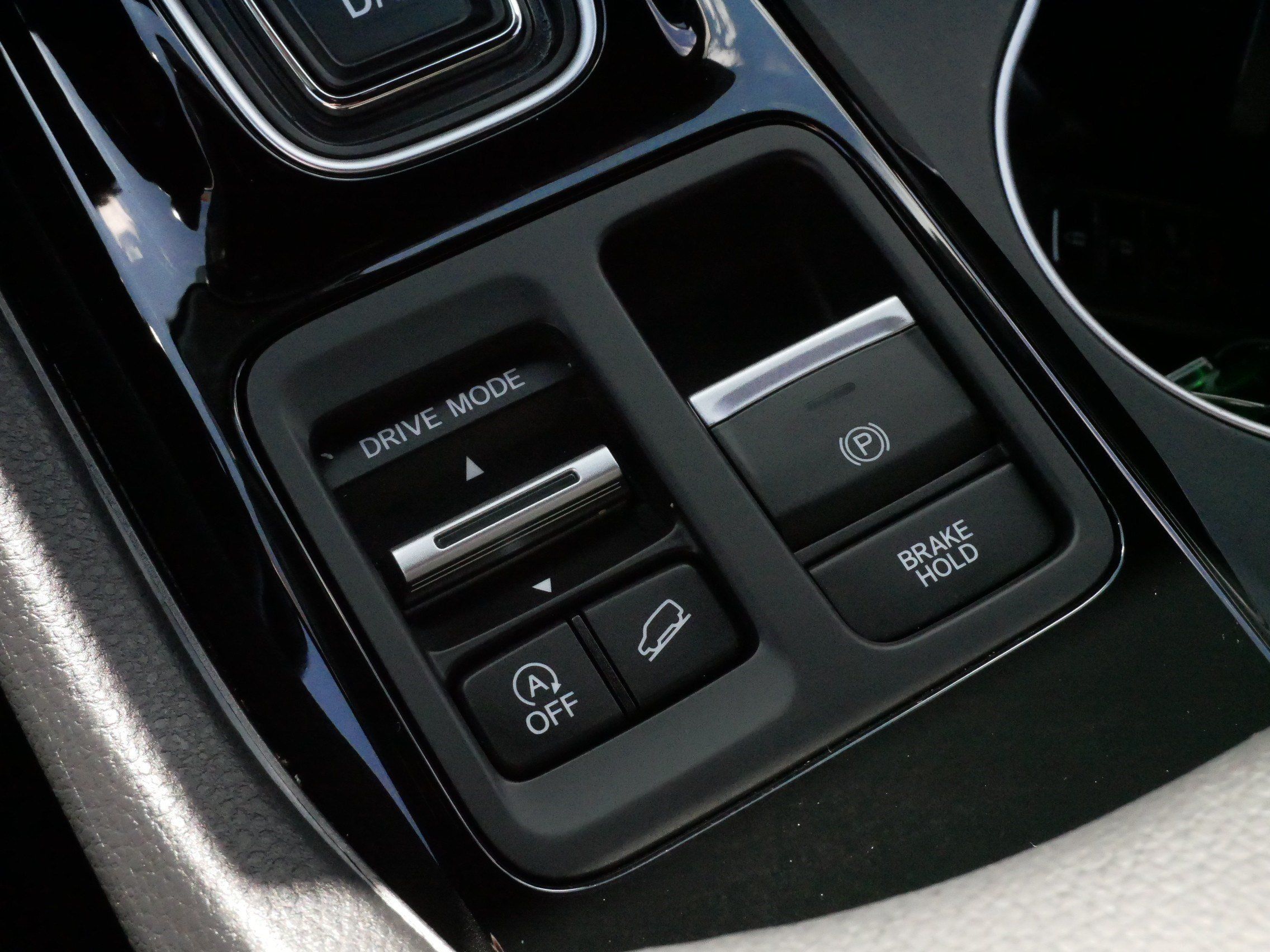 Used 2025 Honda Pilot Black Edition image 25