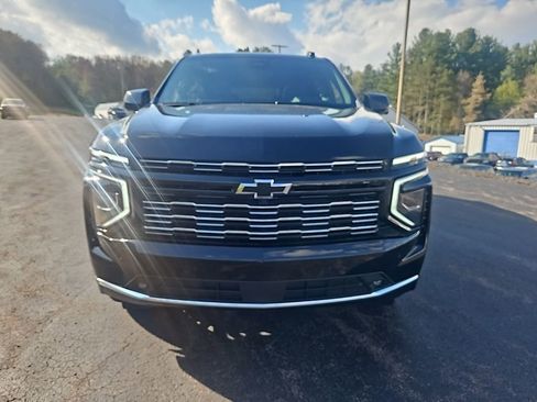 New 2026 Chevrolet Suburban High Country AWD/4WD image 8