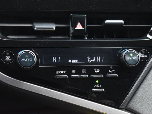 Certified 2023 Toyota Camry SE image 12