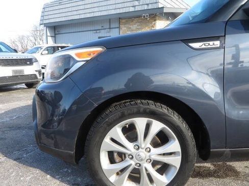 Used 2015 Kia Soul + FWD image 30