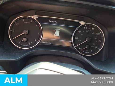 Used 2025 Nissan Rogue SV FWD image 25