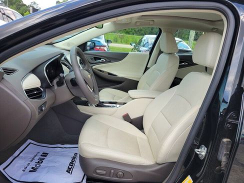 Used 2024 Chevrolet Malibu LT image 22