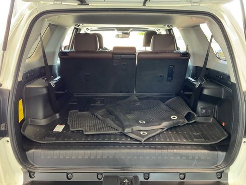 Used 2021 Toyota 4Runner Limited image 23