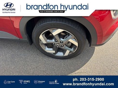 Used 2022 Hyundai Venue SEL FWD image 33