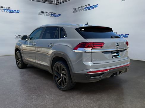 Used 2023 Volkswagen Atlas Cross Sport SE w/ Black Wheel Package FWD image 7