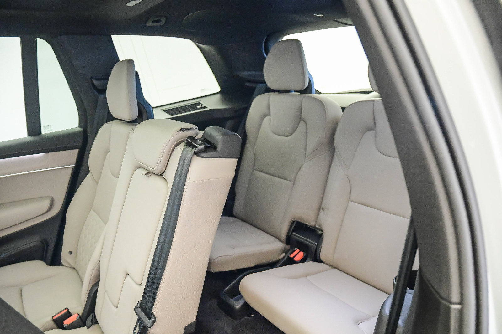 Certified 2026 Volvo XC90 B6 Plus AWD/4WD image 20