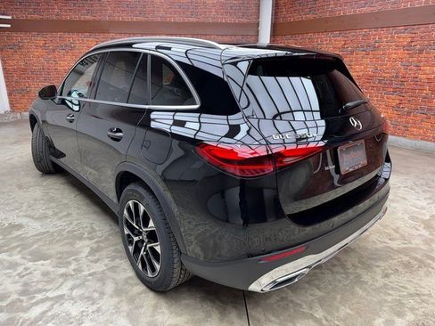 New 2026 Mercedes-Benz GLC 350e GLC 350e image 2