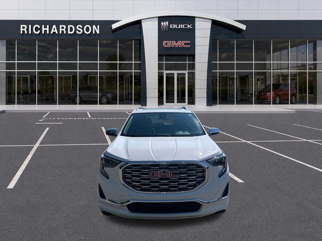 Used 2020 GMC Terrain Denali w/ Denali Premium Package AWD/4WD image 10