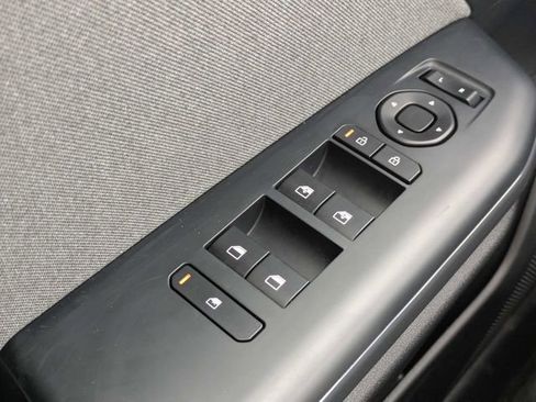 Used 2025 Kia K4 EX image 21