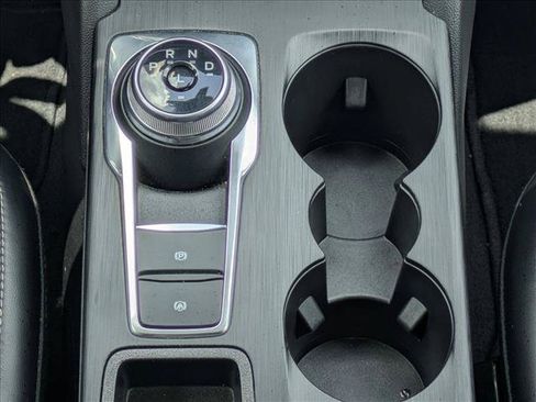 Used 2025 Ford Escape Platinum AWD/4WD image 12