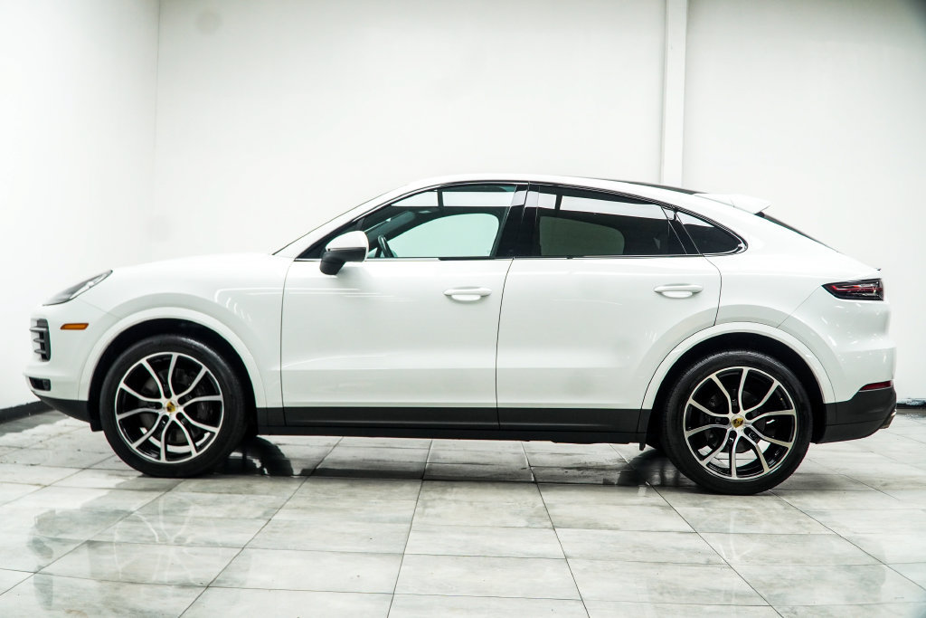 Used 2023 Porsche Cayenne Coupe AWD/4WD image 13