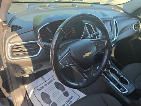 Used 2020 Chevrolet Equinox LT FWD image 16