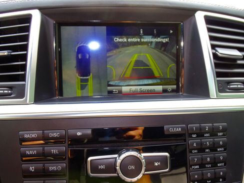 Used 2014 Mercedes-Benz GL 63 AMG 4MATIC image 36