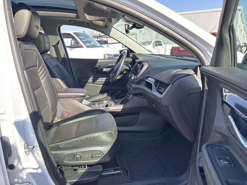 Used 2023 GMC Terrain AT4 w/ Infotainment Package II image 33