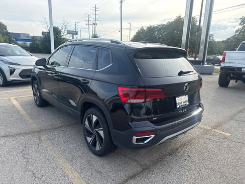 Used 2024 Volkswagen Taos SE AWD/4WD image 10