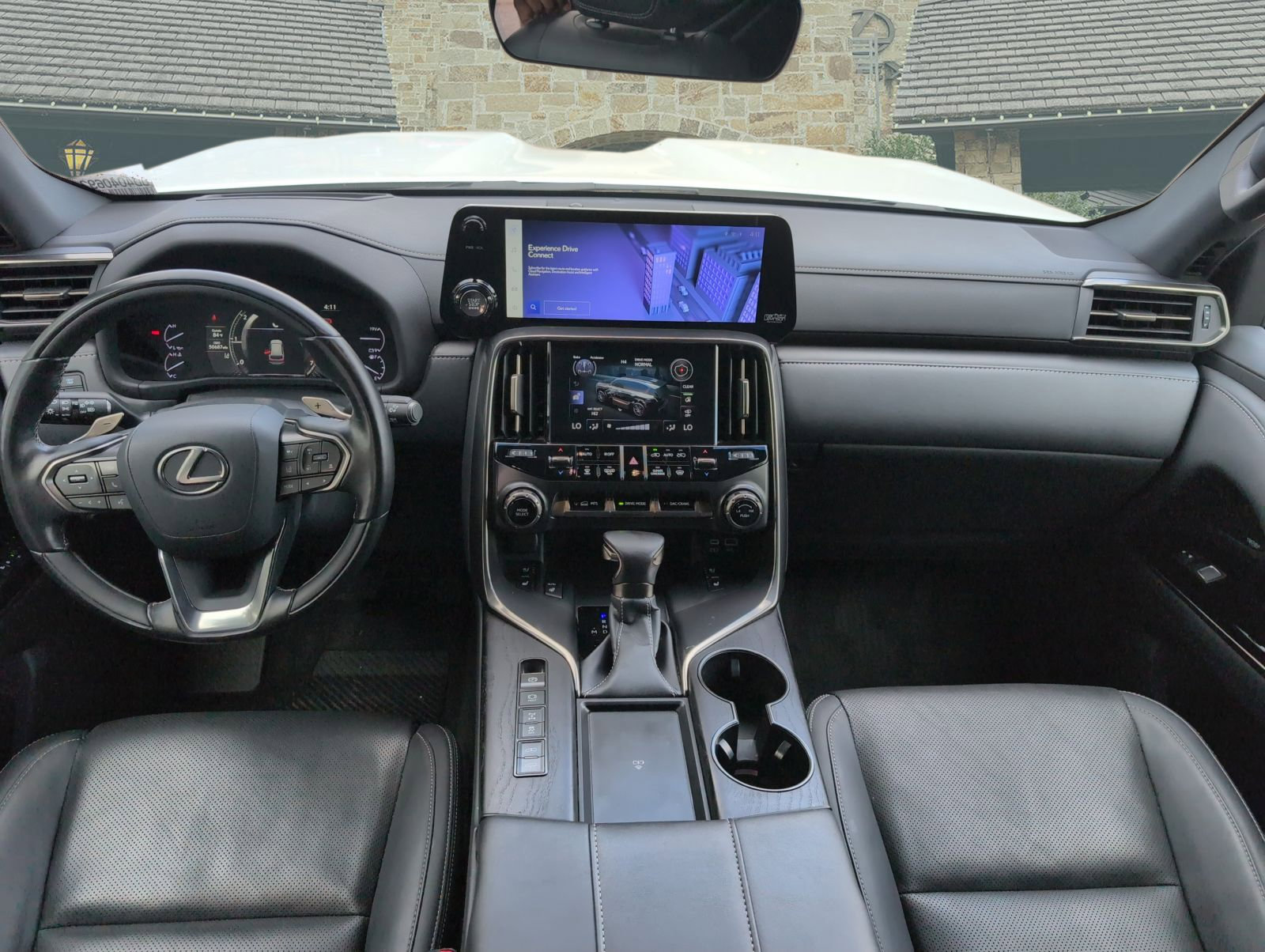 Used 2024 Lexus LX 600 4WD w/ Appearance Package image 19