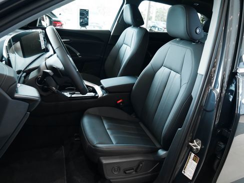 New 2025 Audi Q5 Premium Plus image 19