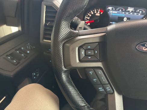 Used 2018 Ford F150 Raptor w/ Equipment Group 802A Luxury image 15