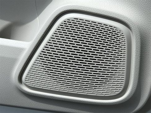 Certified 2025 Mercedes-Benz GLA 250 GLA 250 image 33