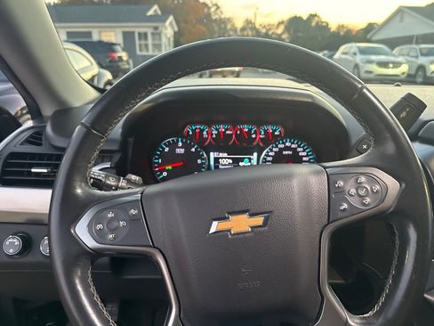 Used 2019 Chevrolet Tahoe LT image 18