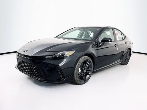 New 2026 Toyota Camry Hybrid image 3