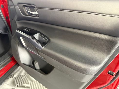 Used 2023 Nissan Pathfinder SL w/ Lighting Package (N92) image 36