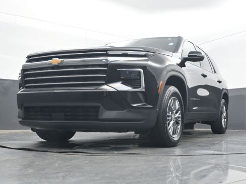 Certified 2025 Chevrolet Traverse LT image 26