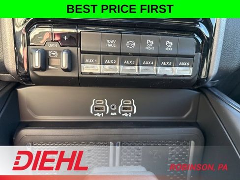 New 2026 RAM 2500 Laramie AWD/4WD image 35