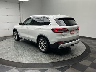 Used 2021 BMW X5 xDrive40i w/ Premium Package 2 video 2