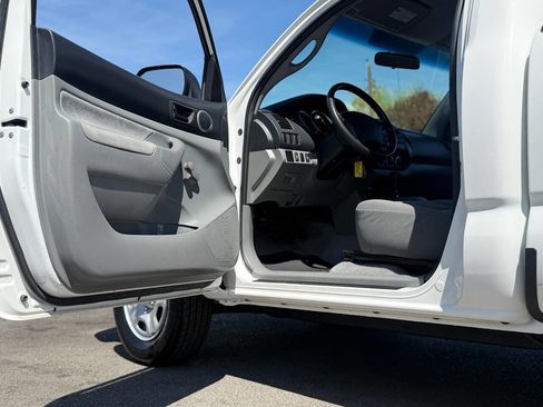 Used 2010 Toyota Tacoma 2WD Regular Cab image 77