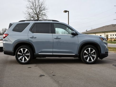 Used 2023 Honda Pilot Elite image 8