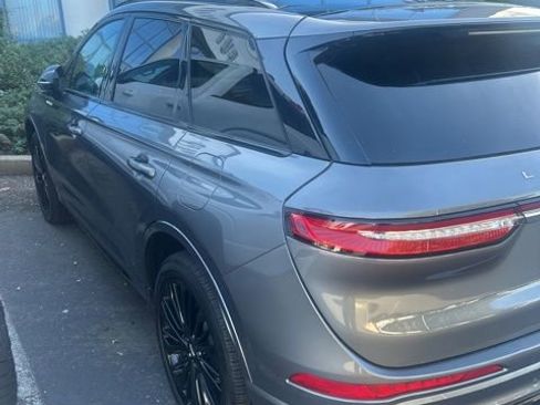 Used 2024 Lincoln Corsair Reserve w/ Equipment Group 201A image 5